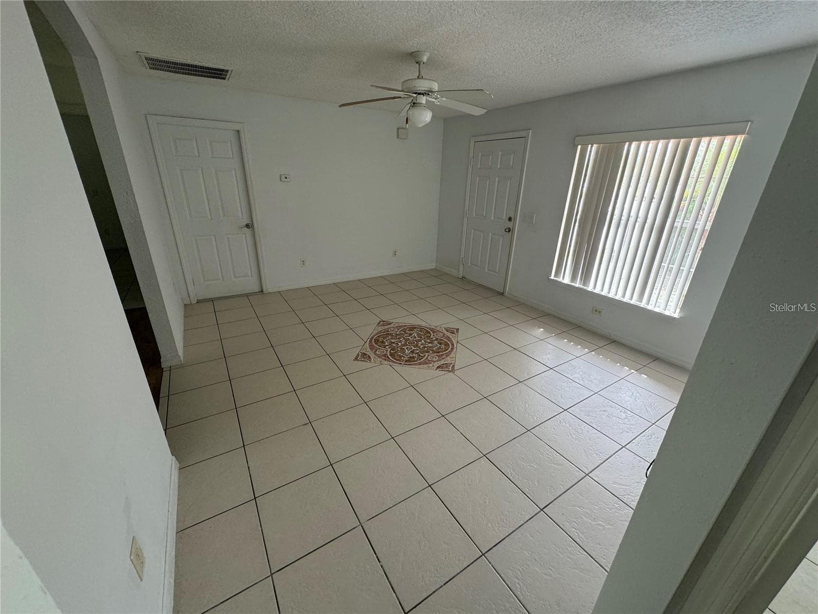 Single Family Residence at 821 SAVONA PL, KISSIMMEE, photo 4 of 7