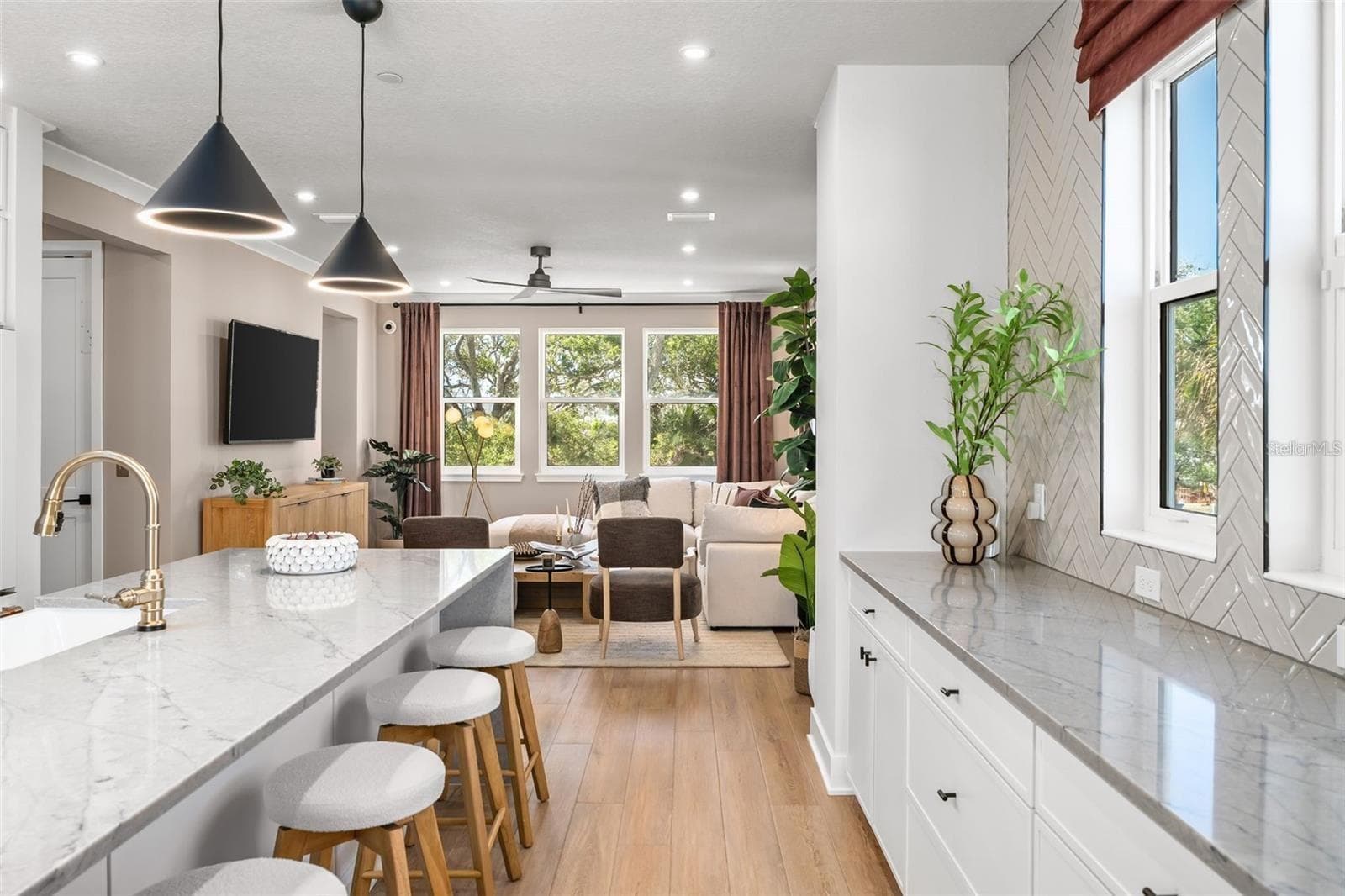Model Kitchen Island - 3101 TIDEWATCH LOOP, NEW SMYRNA BEACH