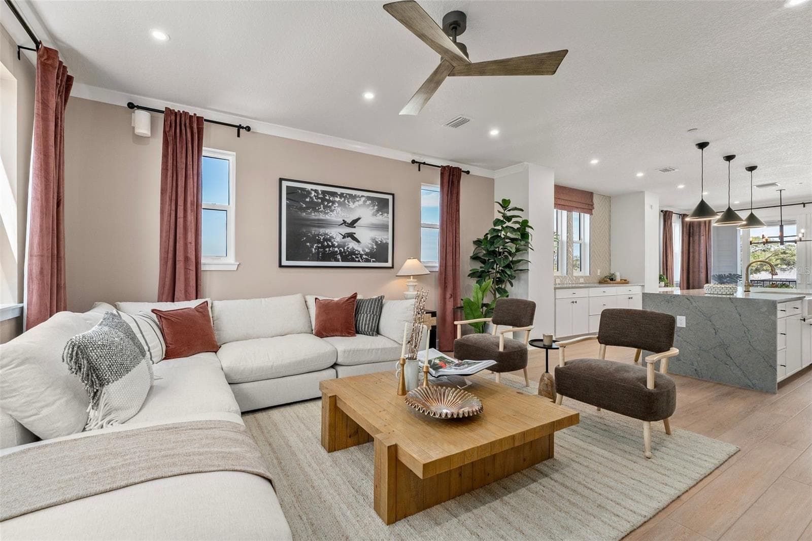 Model Great Room - 3101 TIDEWATCH LOOP, NEW SMYRNA BEACH