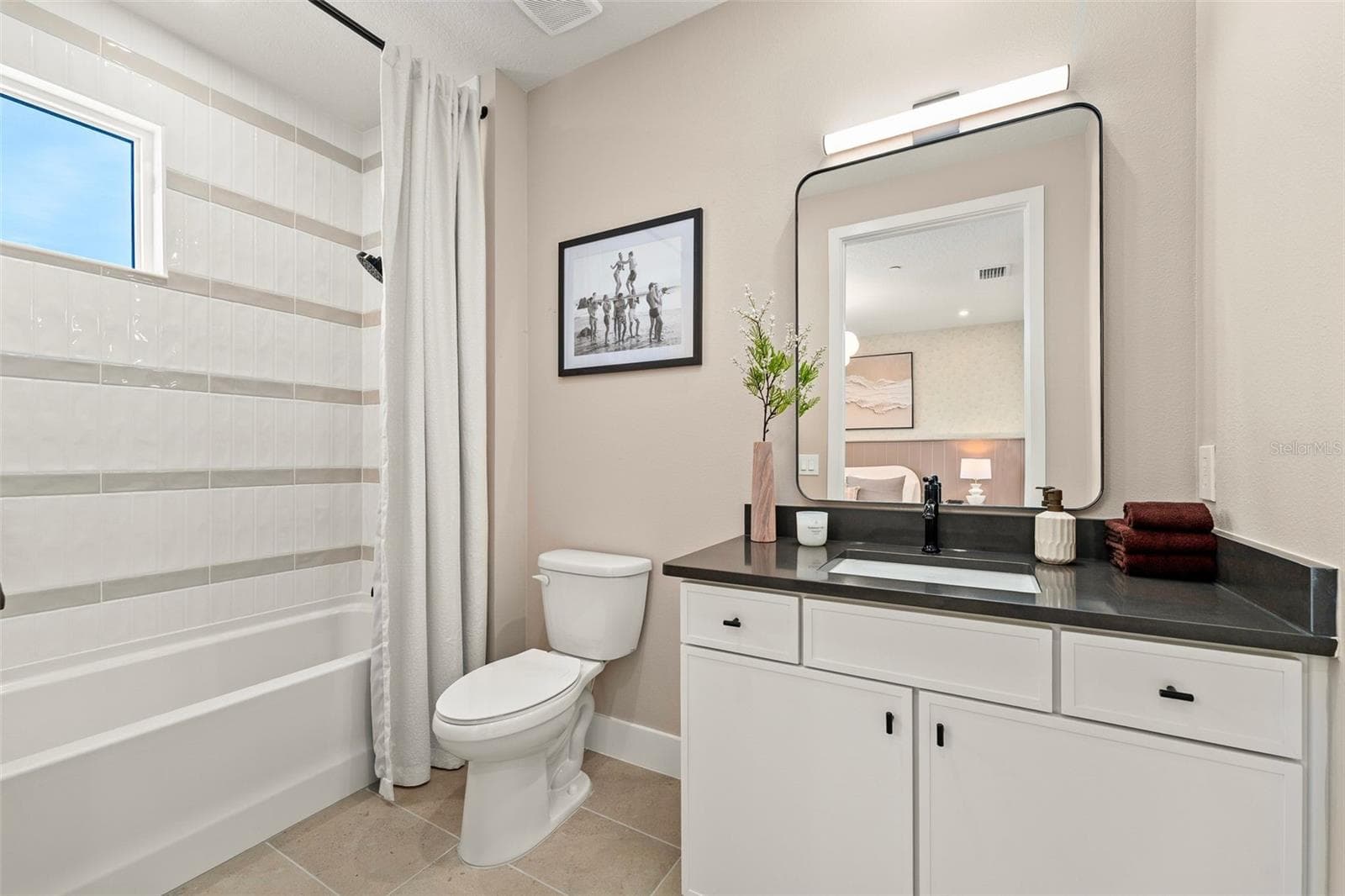 Model Secondary Suite Bath - 3101 TIDEWATCH LOOP, NEW SMYRNA BEACH