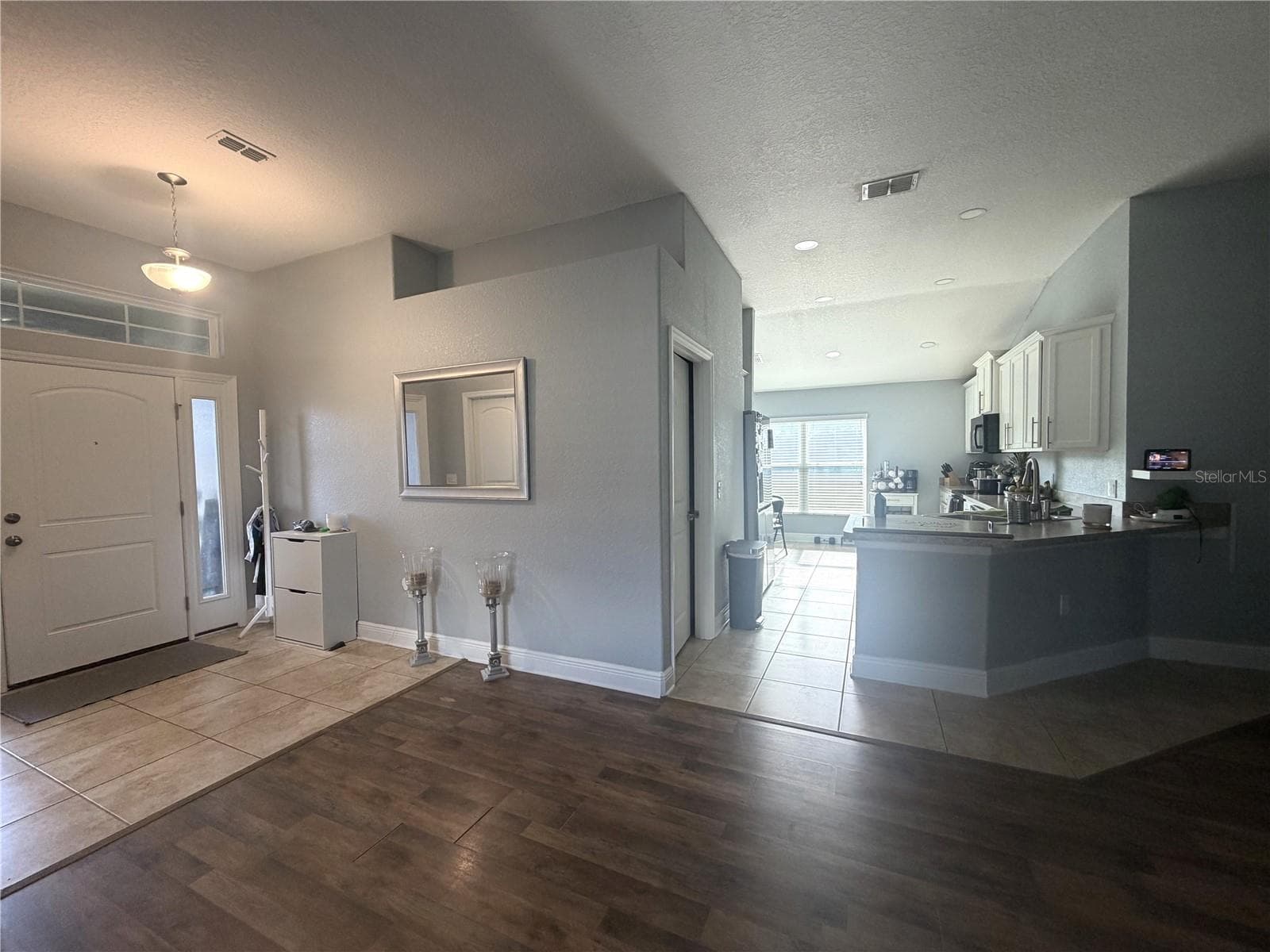 Single Family Residence at 1358 BUCKEYE TRACE BLVD, WINTER HAVEN, photo 3 of 10