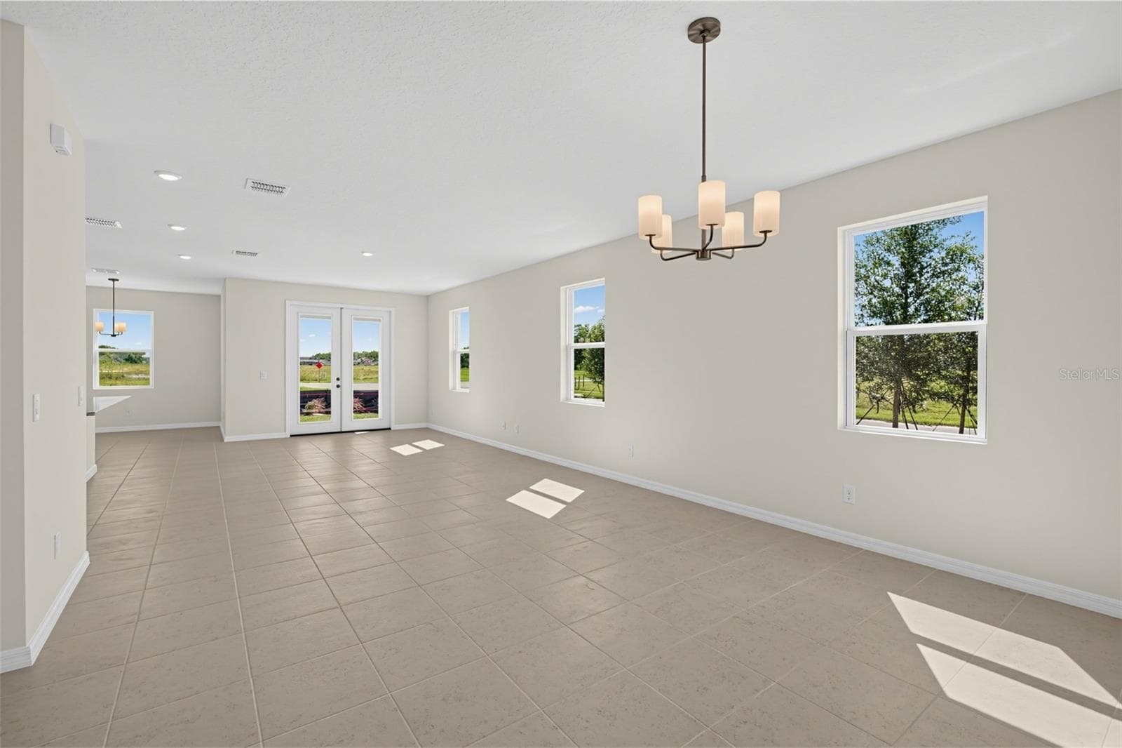 Single Family Residence at 2677 BROADWING ST, KISSIMMEE, photo 5 of 27