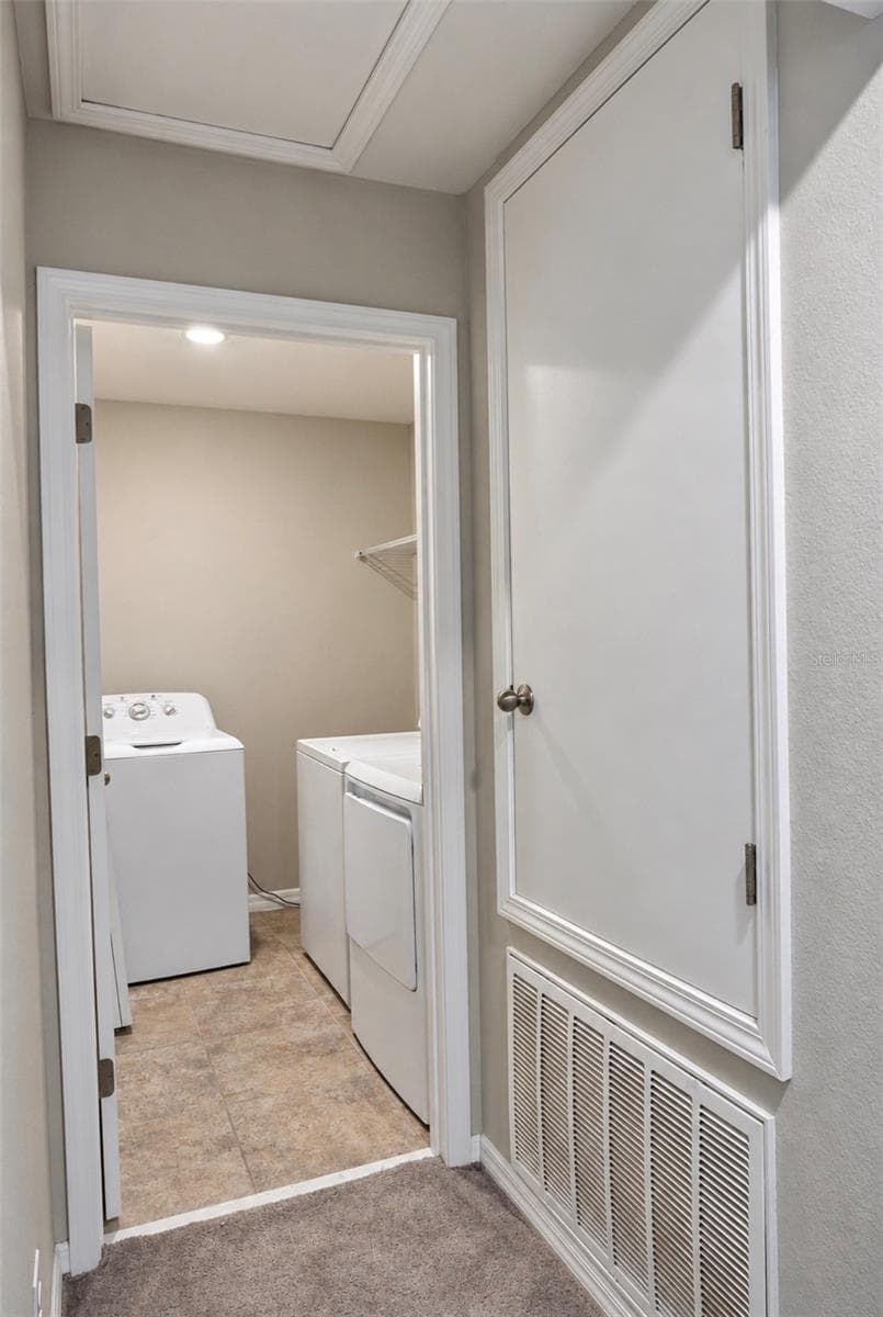 Single Family Residence at 10213 BOGGY MOSS DR, RIVERVIEW, photo 32 of 35
