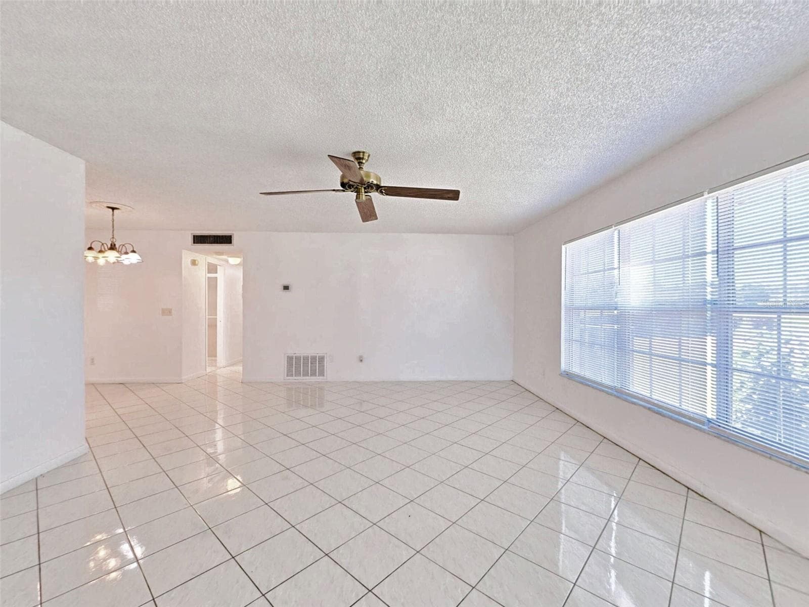 Condominium at 1485 HIGH POINT BLVD #141D, ORLANDO, photo 8 of 50