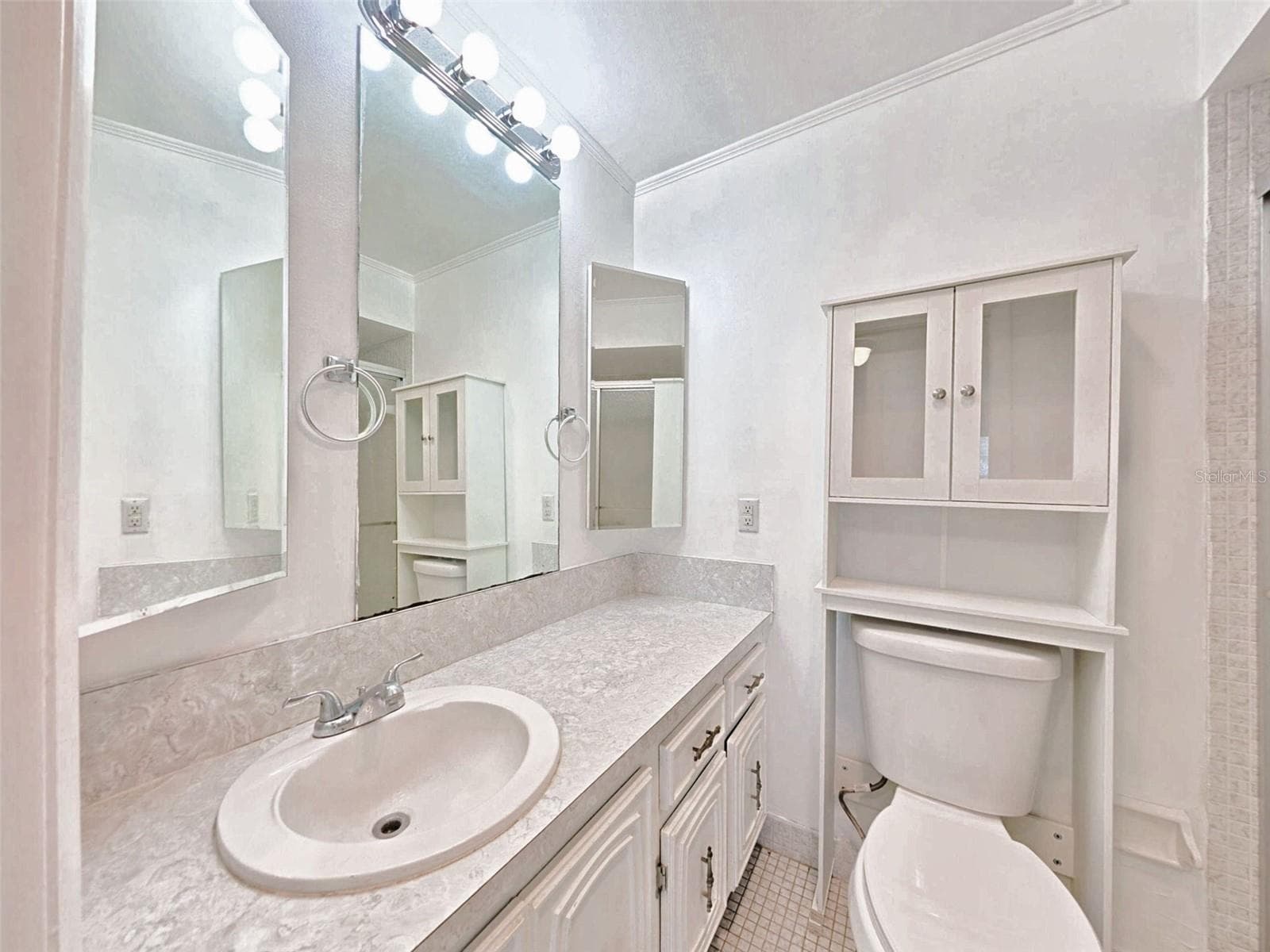 shared bathroom - 1485 HIGH POINT BLVD #141D, ORLANDO