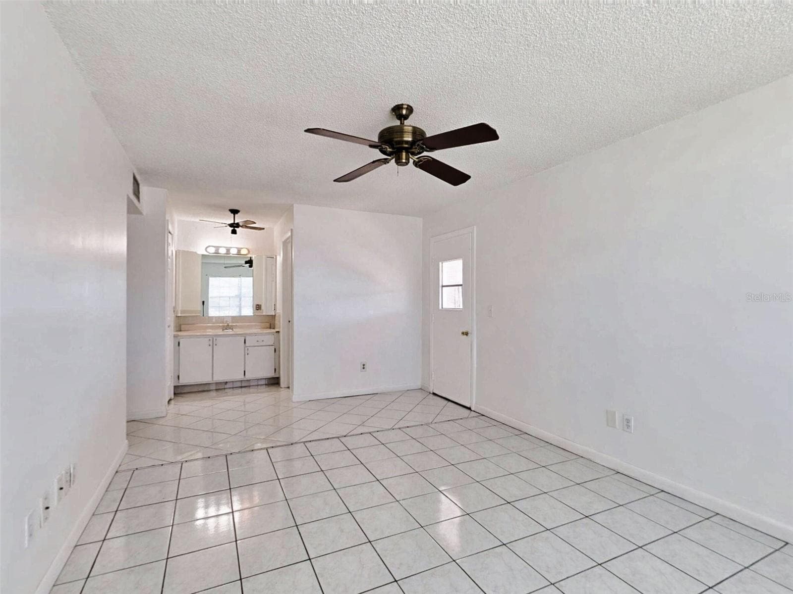 master bedroom - 1485 HIGH POINT BLVD #141D, ORLANDO