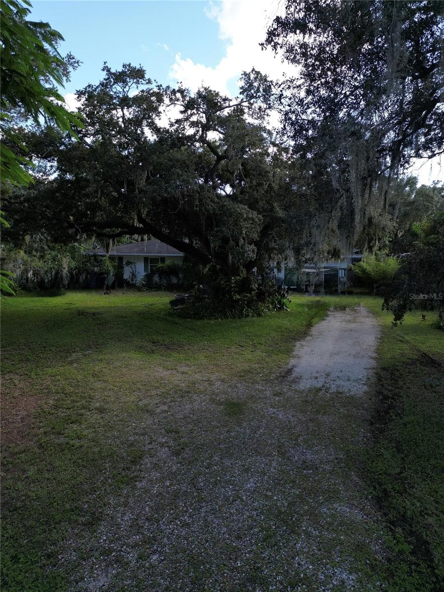 Single Family Residence at 4050 FRUITVILLE RD, SARASOTA, photo 2 of 13