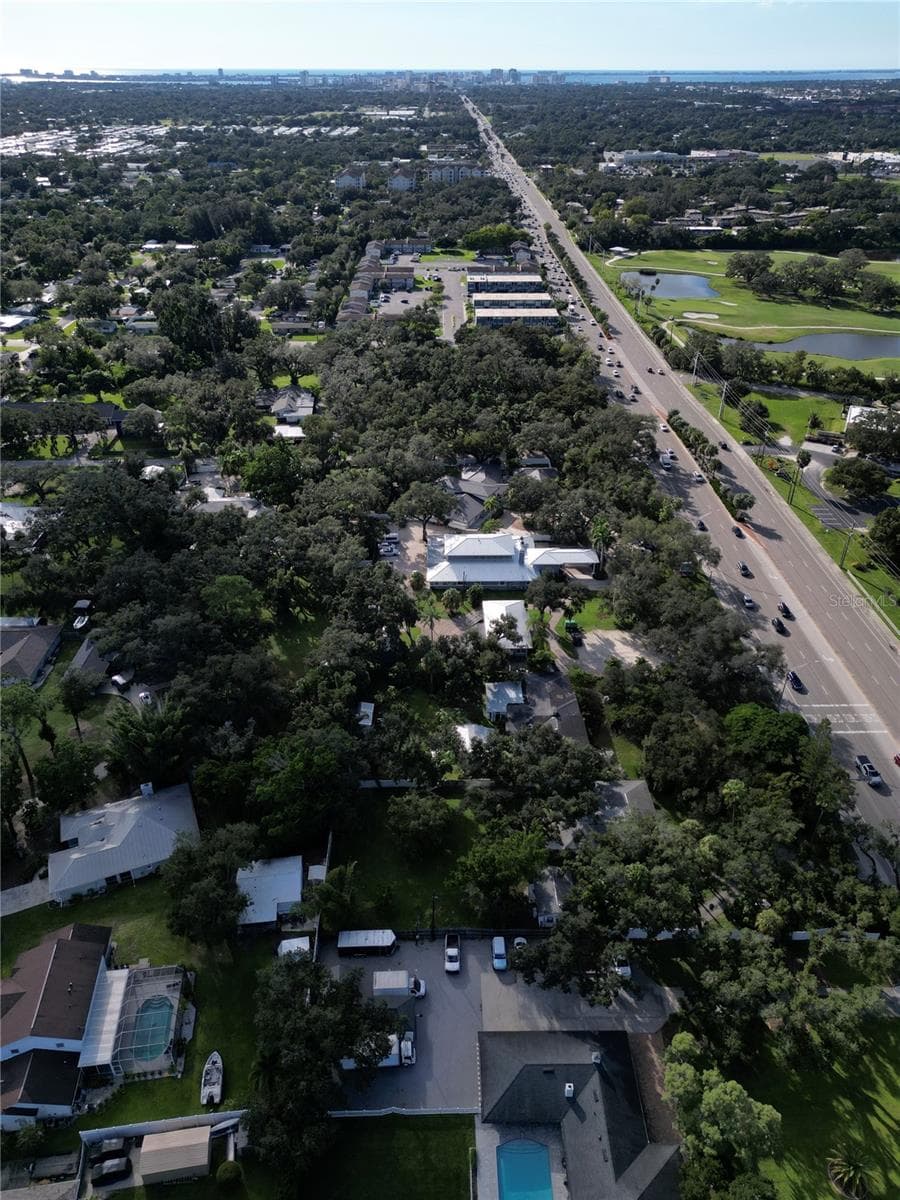 Single Family Residence at 4050 FRUITVILLE RD, SARASOTA, photo 4 of 13