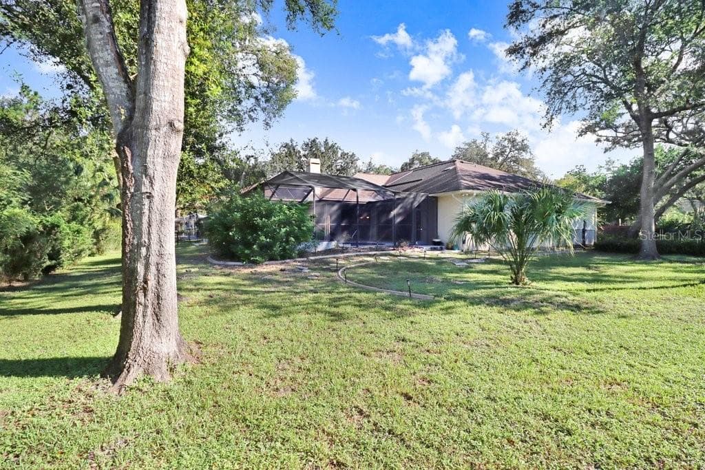 Single Family Residence at 8705 CRESCENT FOREST BLVD, NEW PORT RICHEY, photo 8 of 66