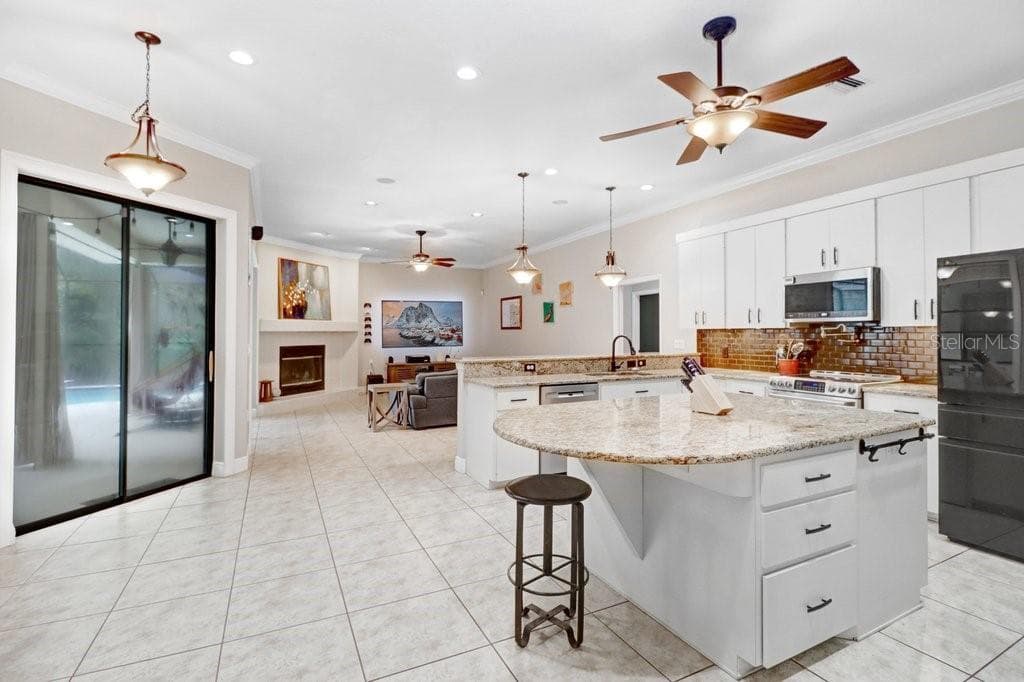 Single Family Residence at 8705 CRESCENT FOREST BLVD, NEW PORT RICHEY, photo 23 of 66
