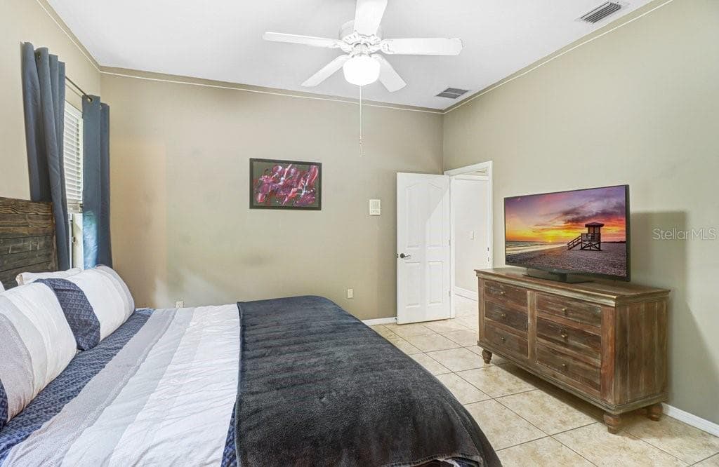 Single Family Residence at 8705 CRESCENT FOREST BLVD, NEW PORT RICHEY, photo 35 of 66