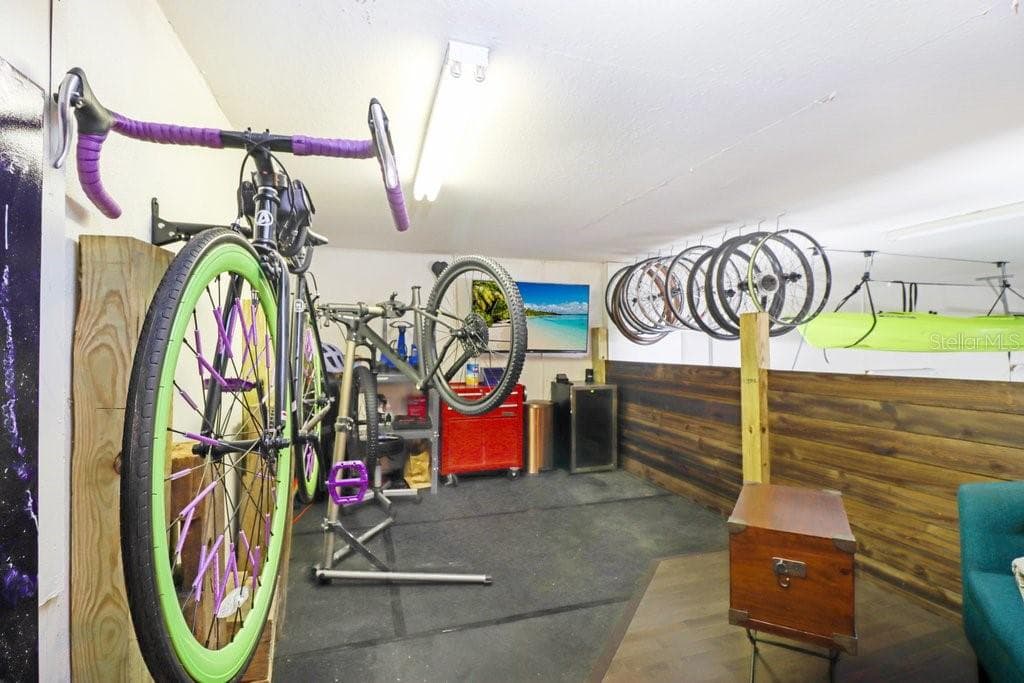 Garage Workshop - 8705 CRESCENT FOREST BLVD, NEW PORT RICHEY