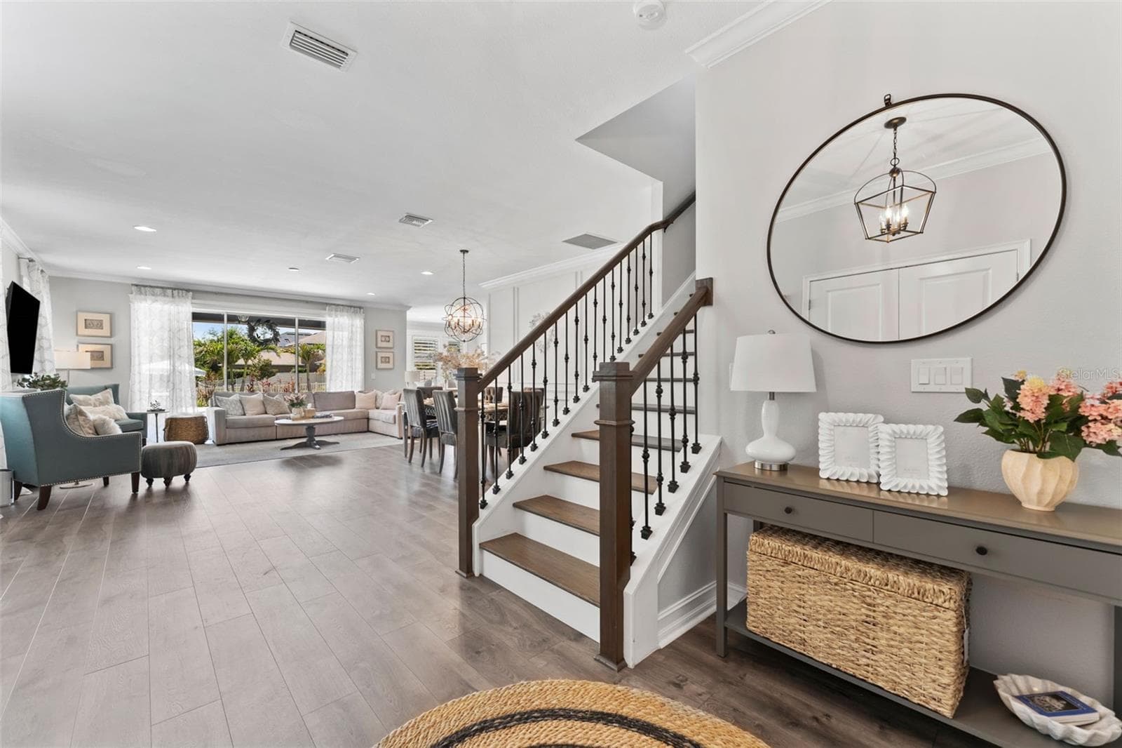 Single Family Residence at 8010 RED ORCHARD CT, TAMPA, photo 5 of 45