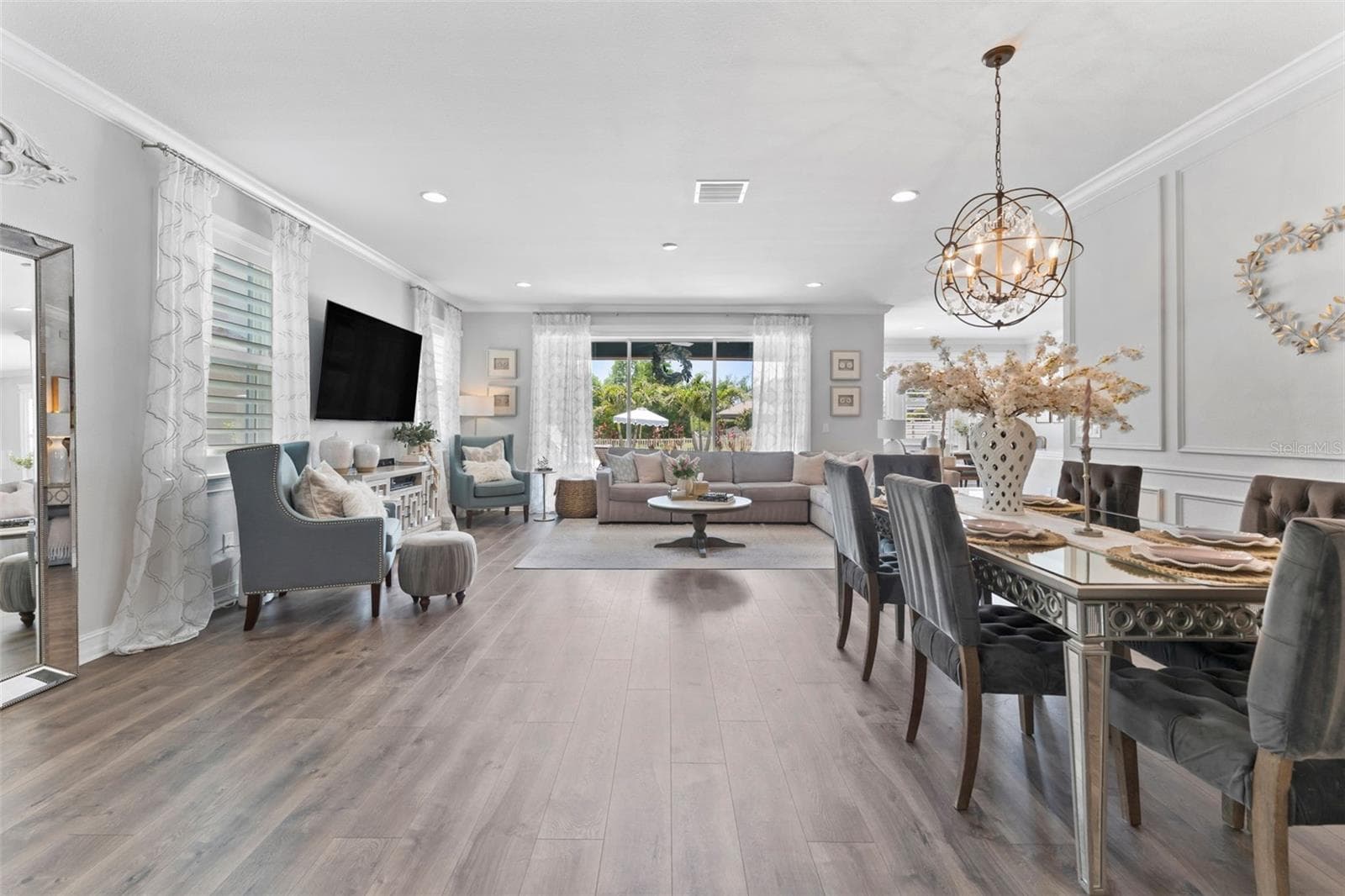 Single Family Residence at 8010 RED ORCHARD CT, TAMPA, photo 6 of 45