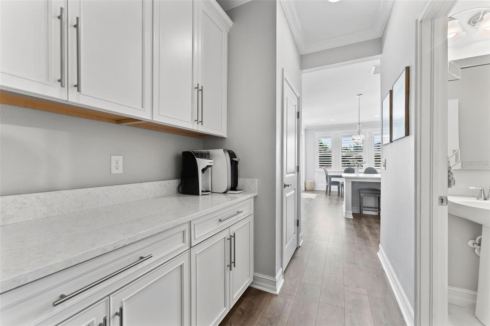 Single Family Residence at 8010 RED ORCHARD CT, TAMPA, photo 14 of 45