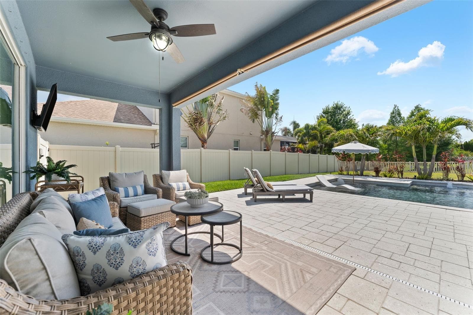 Single Family Residence at 8010 RED ORCHARD CT, TAMPA, photo 35 of 45