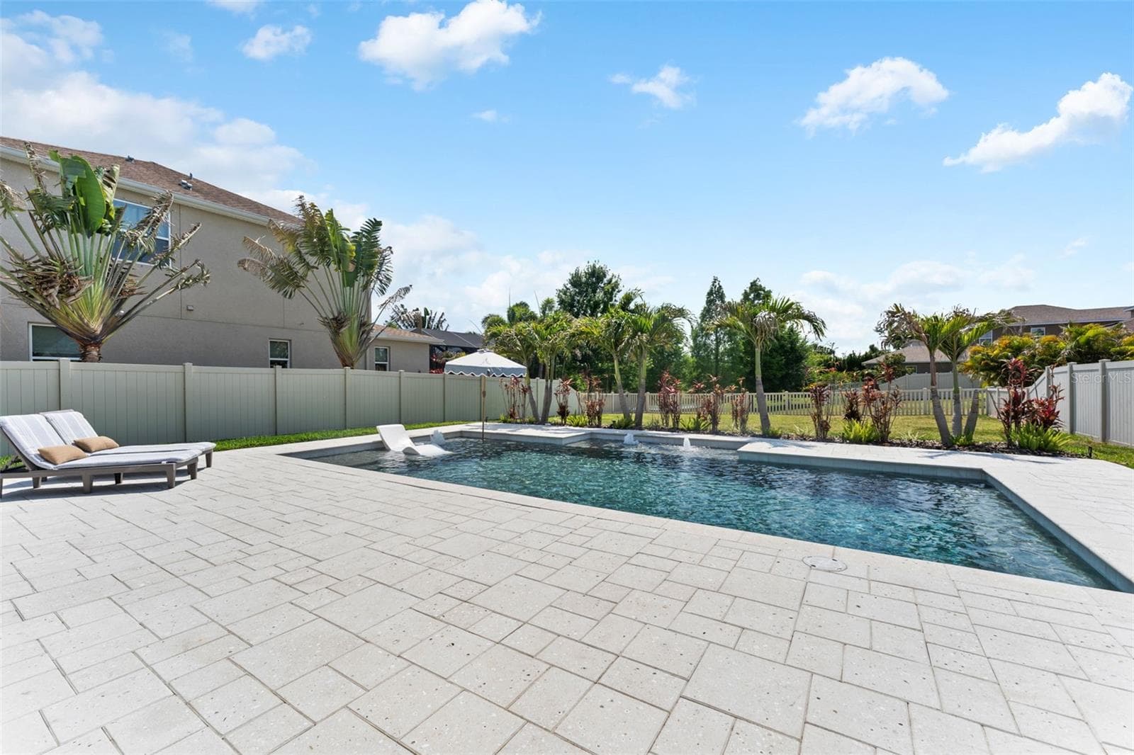 Single Family Residence at 8010 RED ORCHARD CT, TAMPA, photo 39 of 45