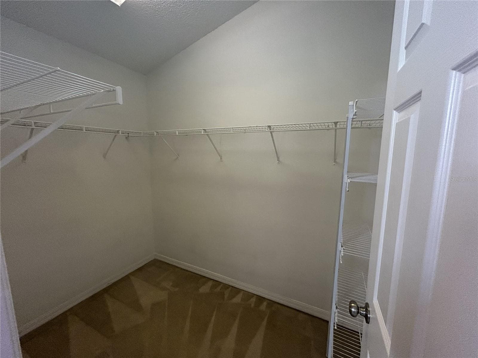 Single Family Residence at 629 GARBERIA DR, DAVENPORT, photo 9 of 16