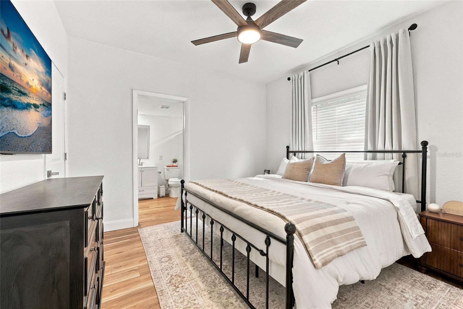 Primary Bedroom - 226 NE 3RD AVE, WILLISTON