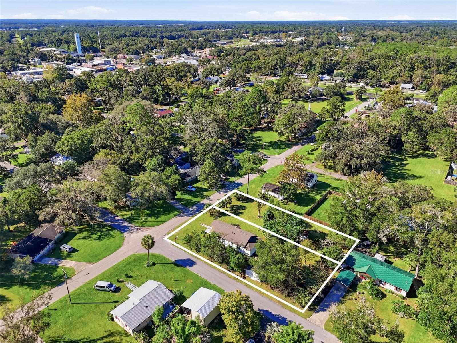 additional lot option - 226 NE 3RD AVE, WILLISTON