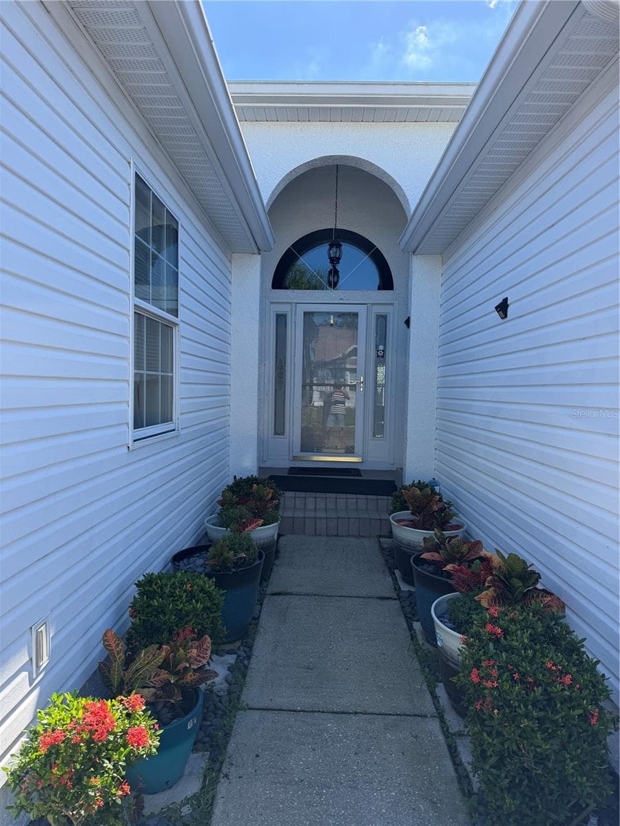 Single Family Residence at 546 TROUT LN, OLDSMAR, photo 6 of 34