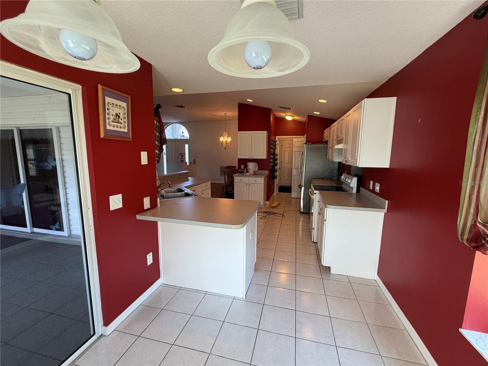 Single Family Residence at 546 TROUT LN, OLDSMAR, photo 11 of 34