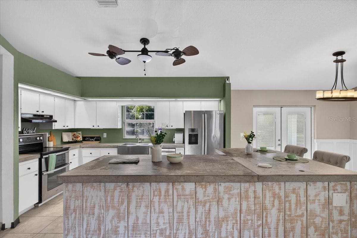 Single Family Residence at 10687 SW 74TH TER, OCALA, photo 9 of 33