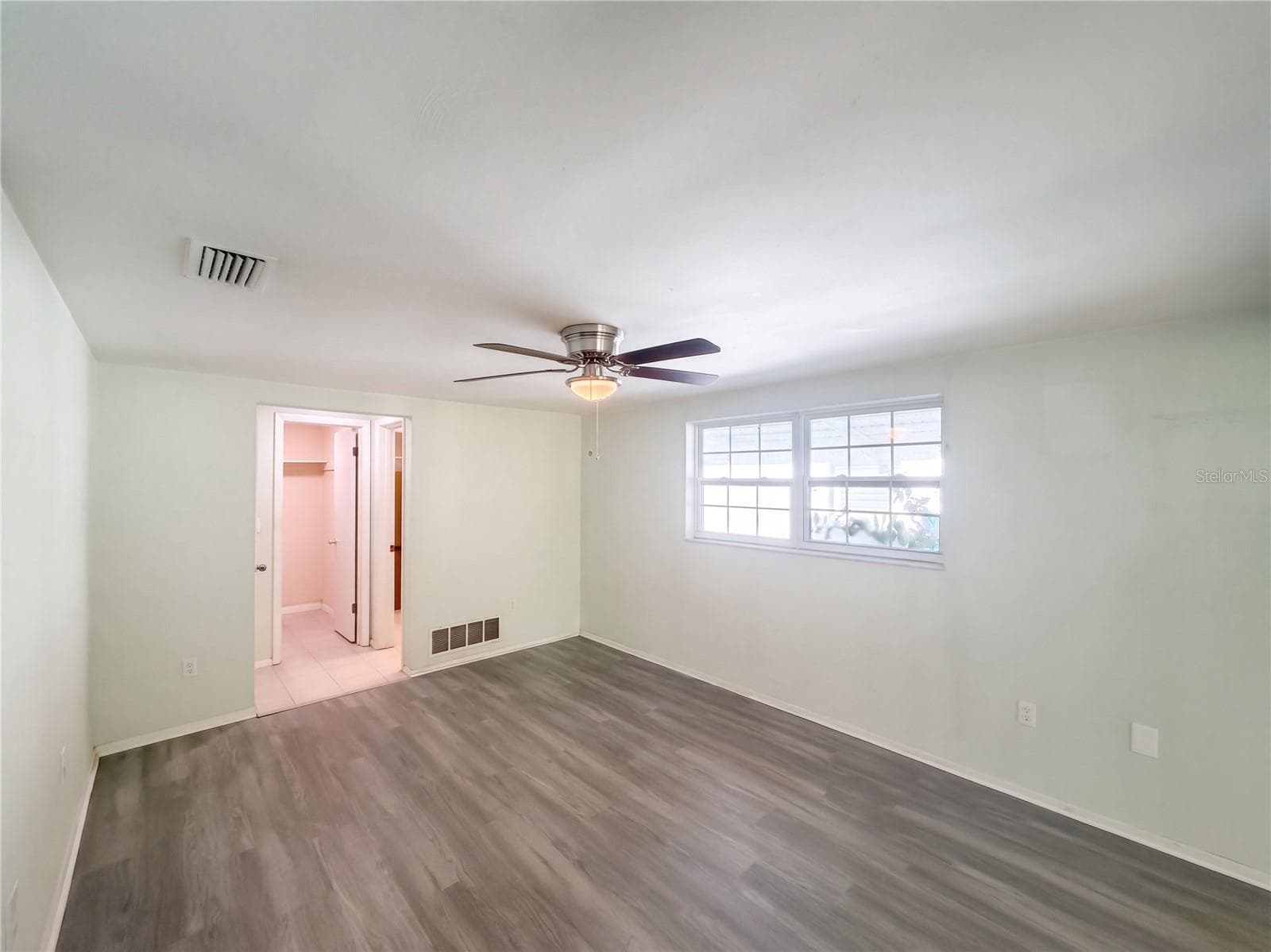Single Family Residence at 4111 WOODSVILLE DR, NEW PORT RICHEY, photo 11 of 24