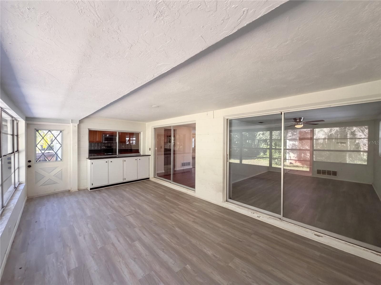 Single Family Residence at 4111 WOODSVILLE DR, NEW PORT RICHEY, photo 20 of 24