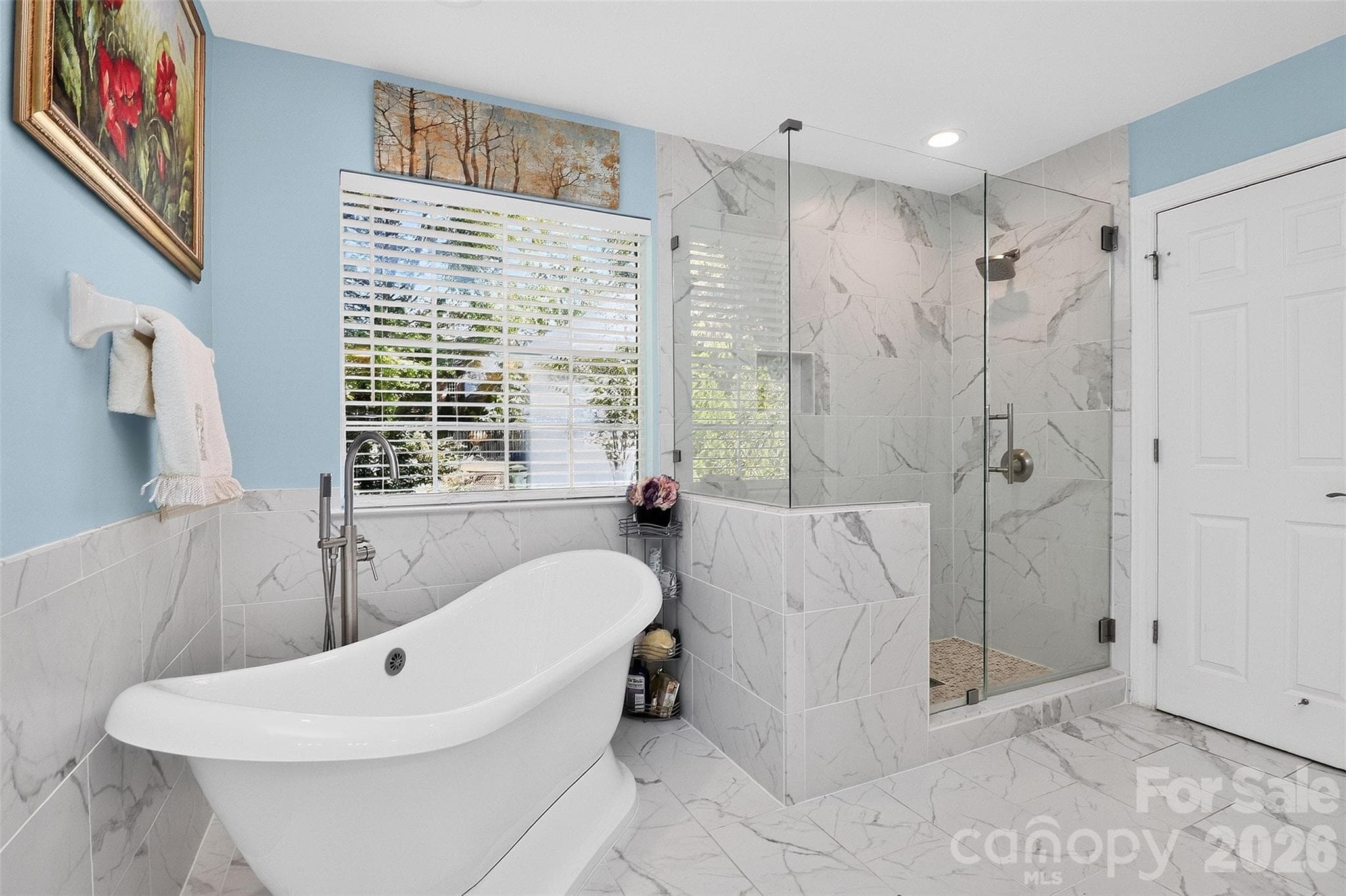Single Family Residence at 15703 Edenfield Drive, Huntersville, photo 16 of 40