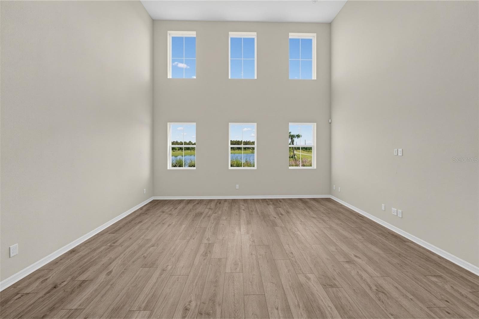 Single Family Residence at 3218 SAILHOUSE DR, ST CLOUD, photo 6 of 33