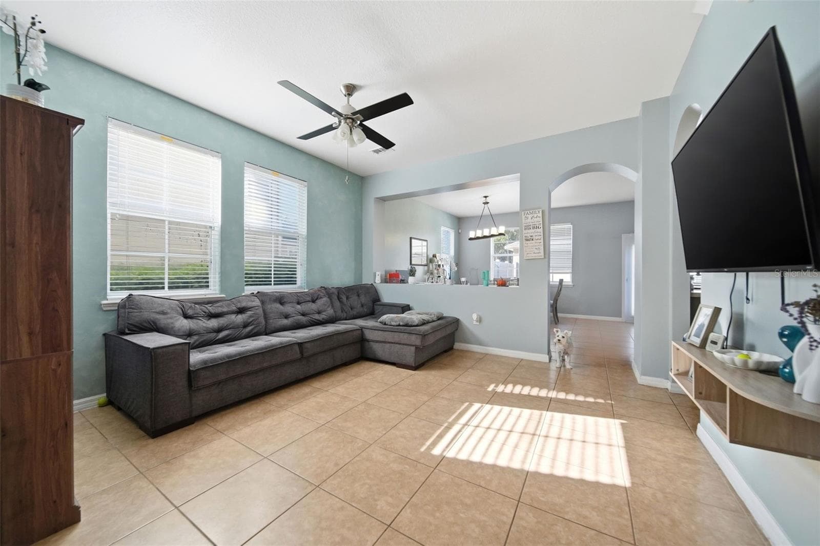 Townhouse at 7142 FIVE OAKS DR, HARMONY, photo 6 of 31