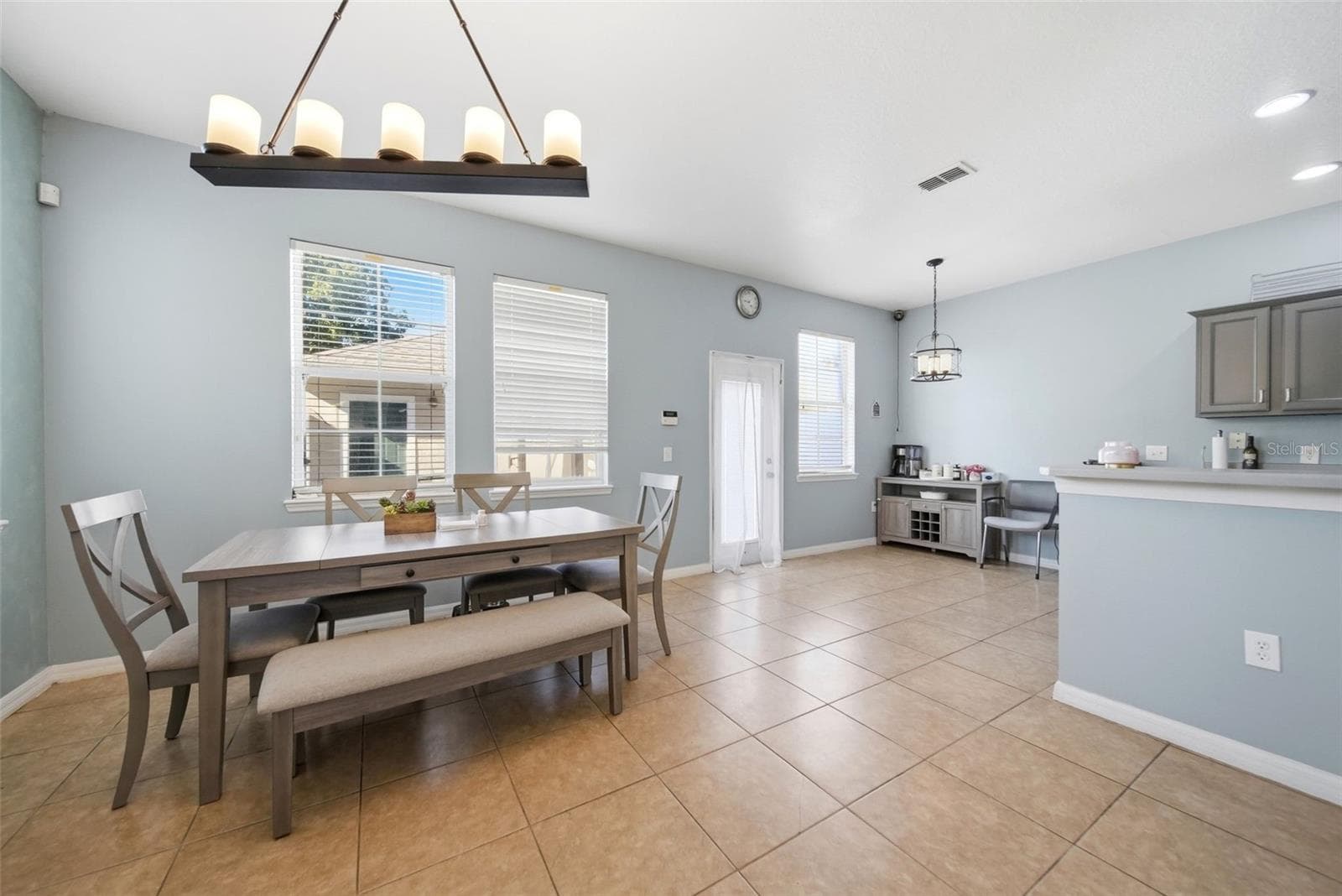Townhouse at 7142 FIVE OAKS DR, HARMONY, photo 13 of 31