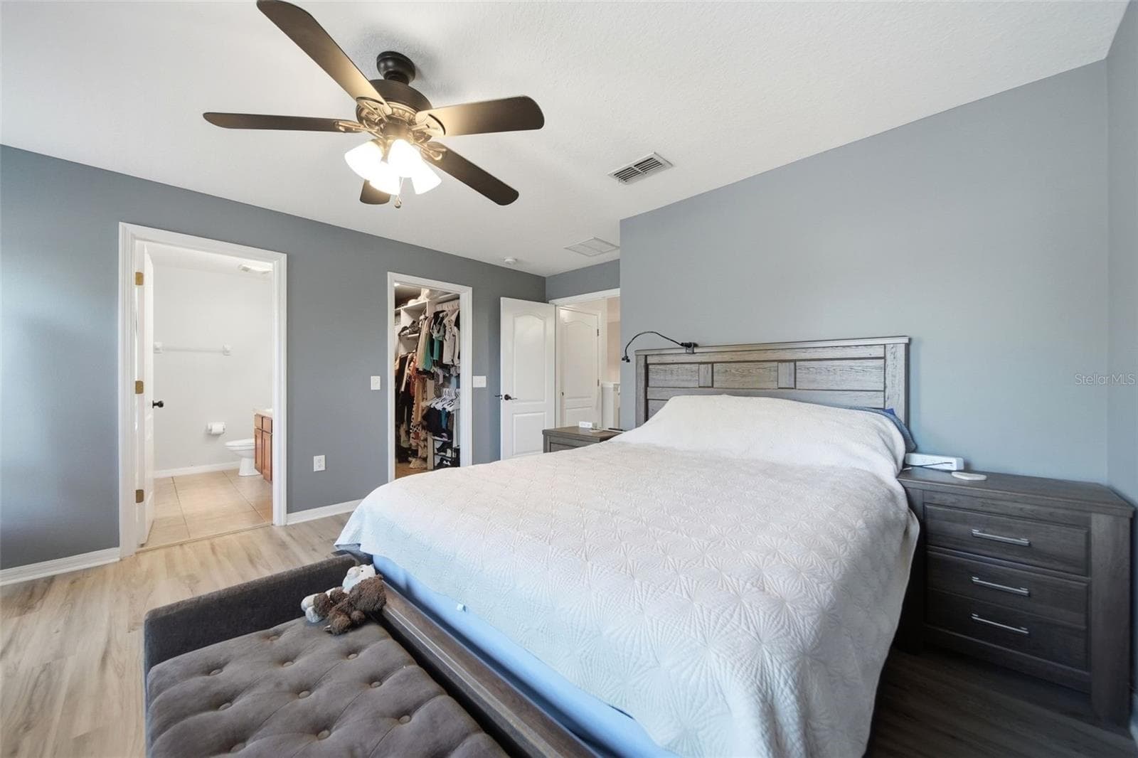Townhouse at 7142 FIVE OAKS DR, HARMONY, photo 16 of 31