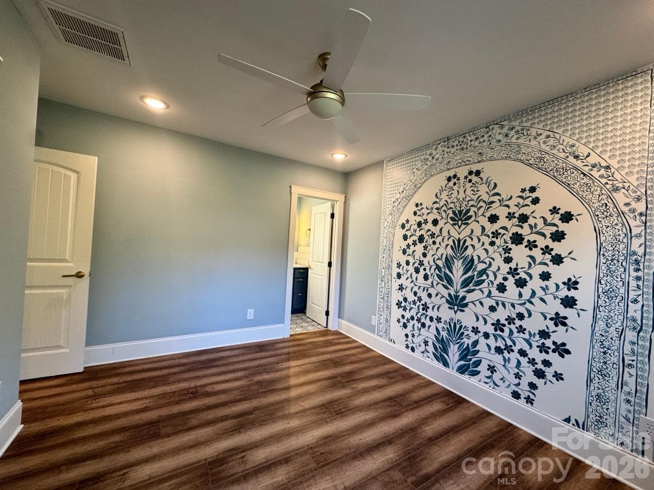 Primary bedroom with en-suite bath - 52 North Lane, Brevard