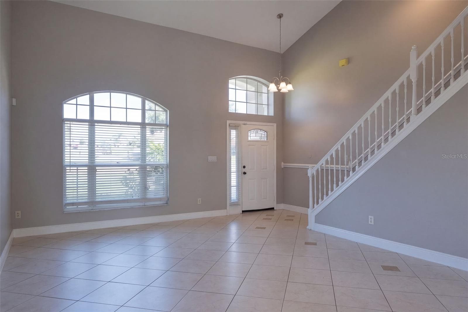 Single Family Residence at 7694 COUNTRY RUN PKWY, ORLANDO, photo 5 of 51