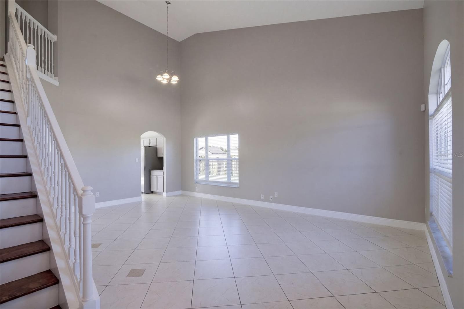 Single Family Residence at 7694 COUNTRY RUN PKWY, ORLANDO, photo 8 of 51