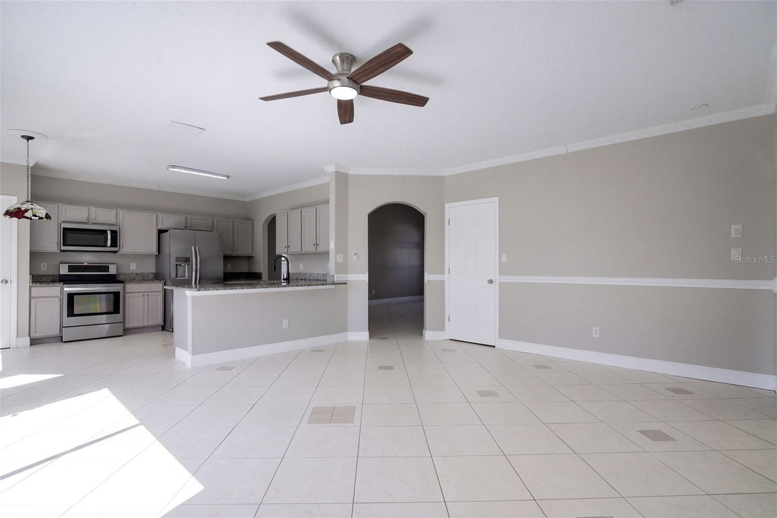 Single Family Residence at 7694 COUNTRY RUN PKWY, ORLANDO, photo 15 of 51