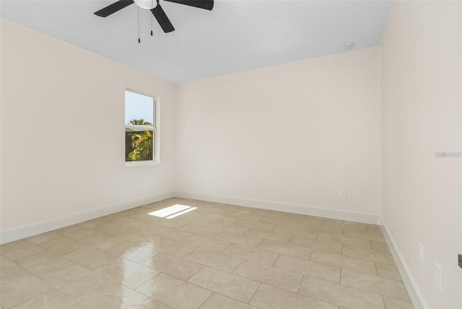 Single Family Residence at 162 APOLLO DR, ROTONDA WEST, photo 13 of 22