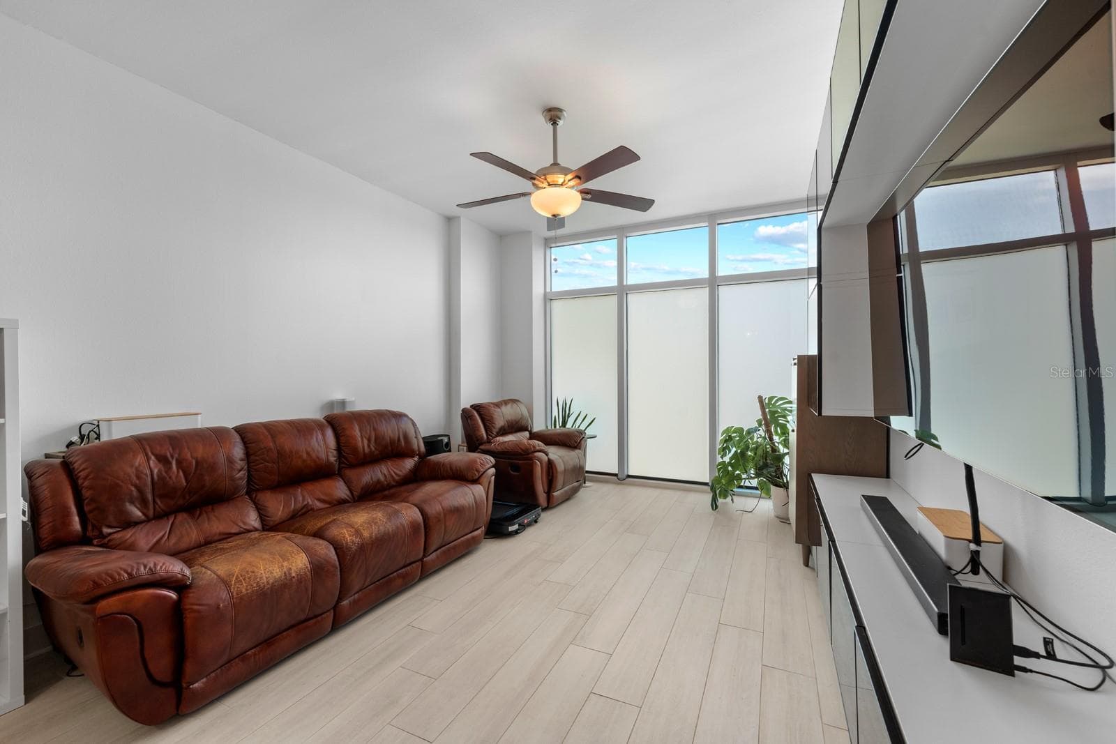 Condominium at 1208 E KENNEDY BLVD #723, TAMPA, photo 15 of 27