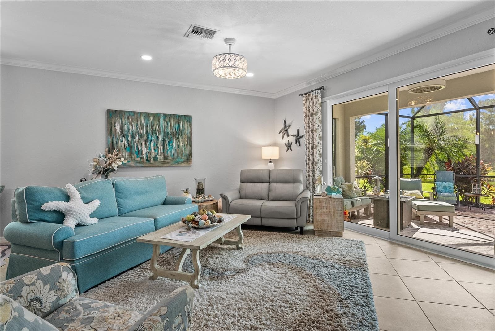 Facing into Living room from kitchen - 7122 MARSH VIEW TER, BRADENTON
