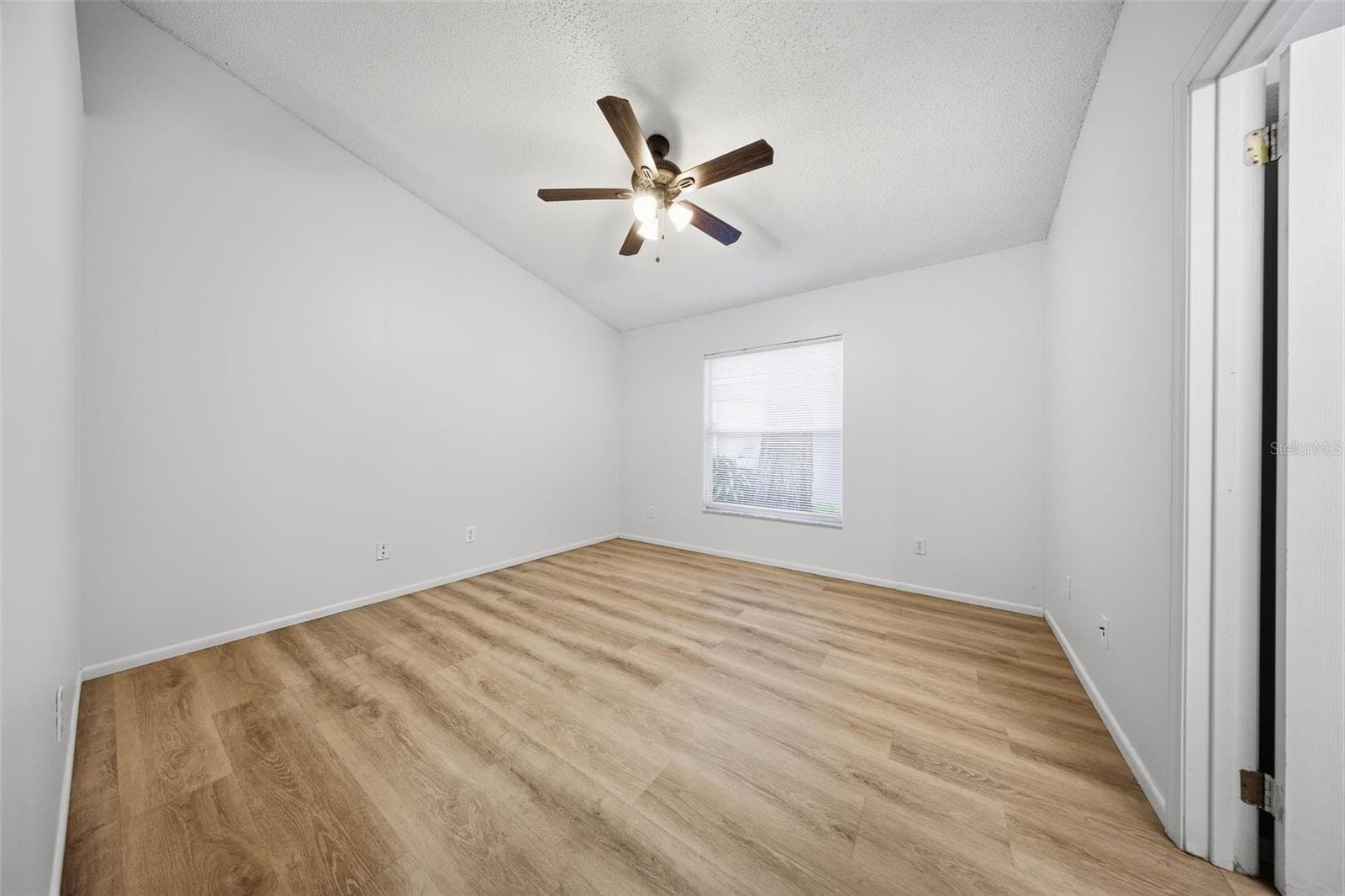 Single Family Residence at 148 OAK GROVE RD, WINTER PARK, photo 15 of 41