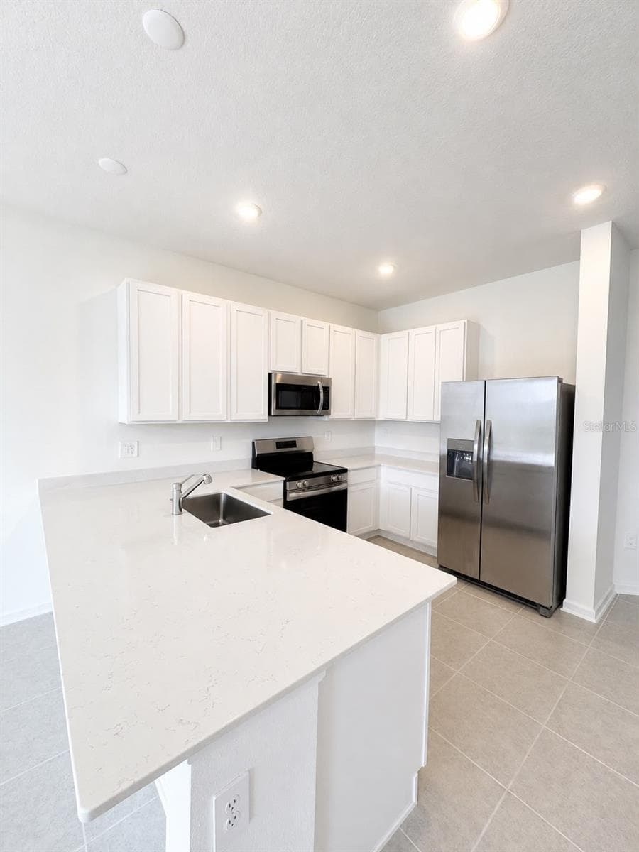 Townhouse at 2641 SKYLINE LOOP, KISSIMMEE, photo 11 of 21