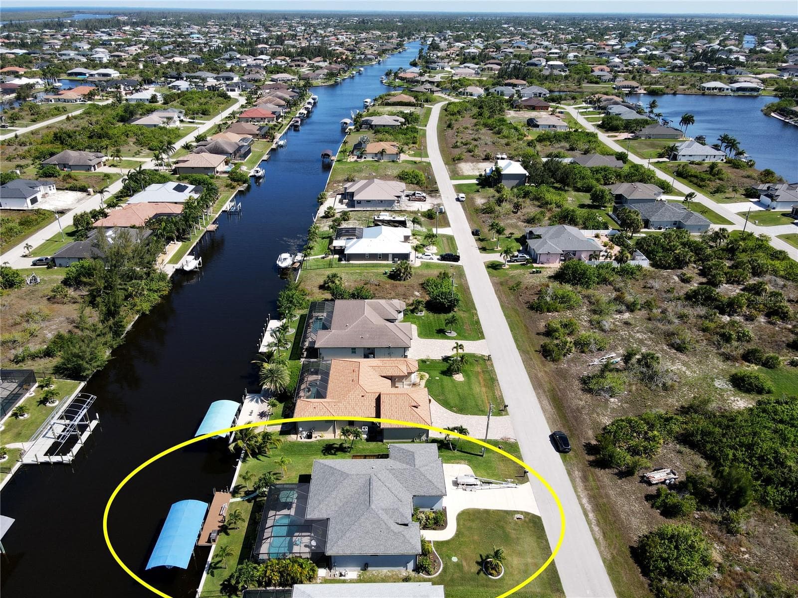 Single Family Residence at 8380 TECUMSEH CIR, PORT CHARLOTTE, photo 6 of 35