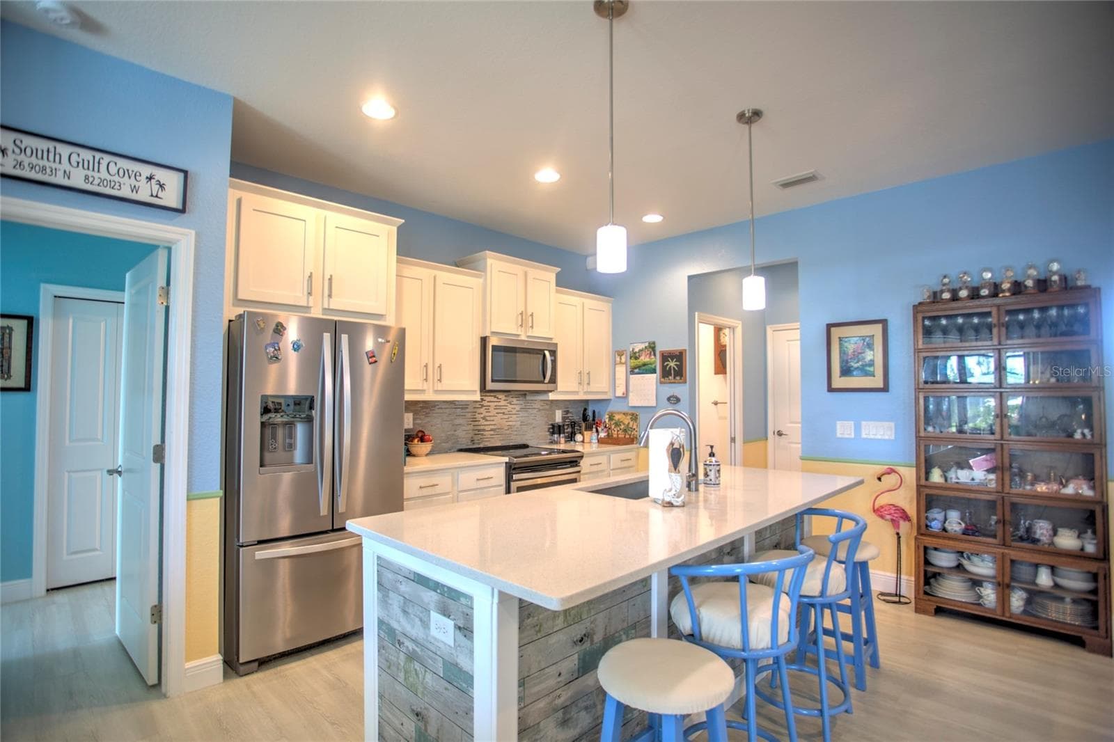 Single Family Residence at 8380 TECUMSEH CIR, PORT CHARLOTTE, photo 8 of 35
