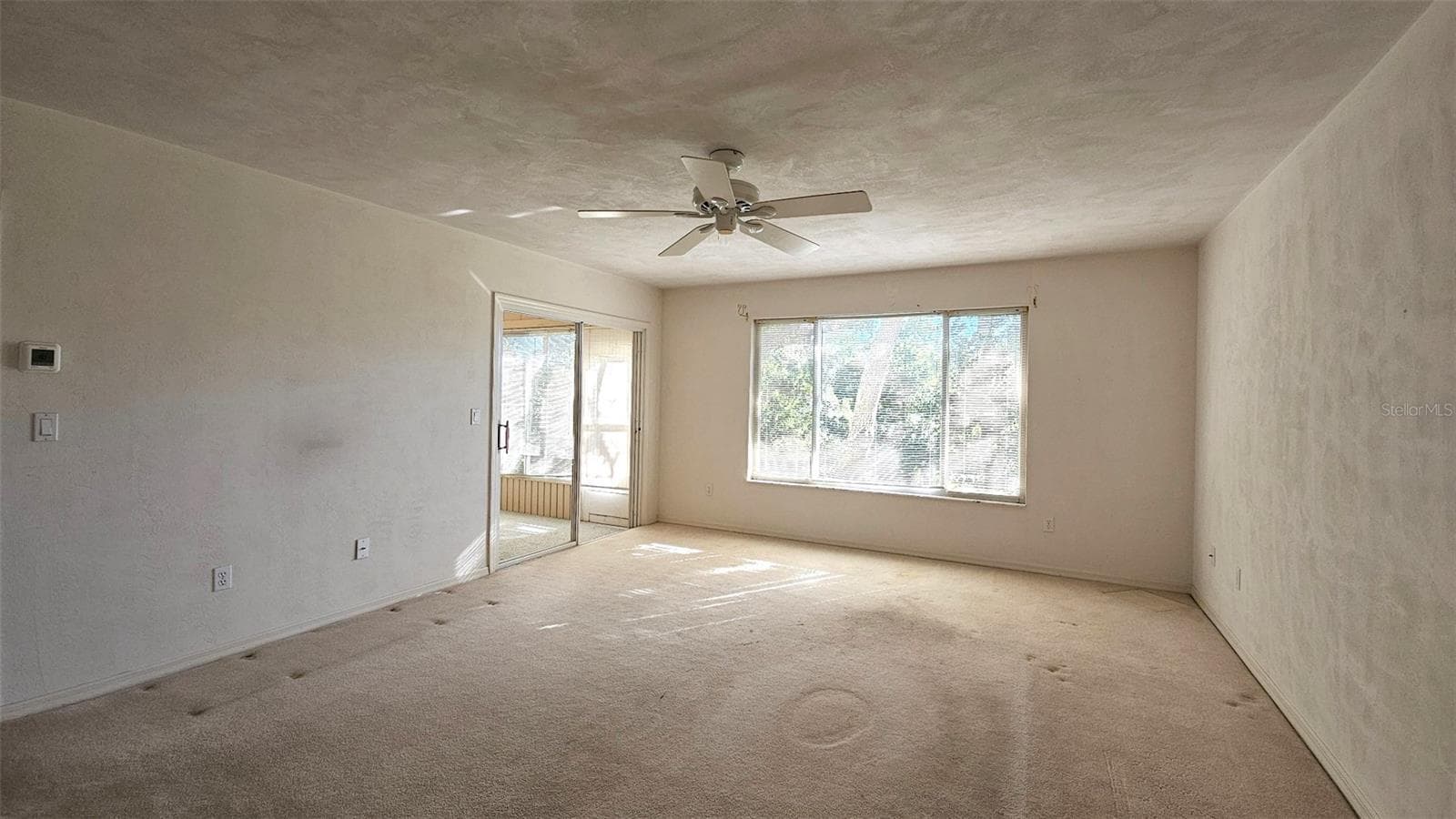 Living Room - 115 CIRCLING WOOD CT, PORT ORANGE