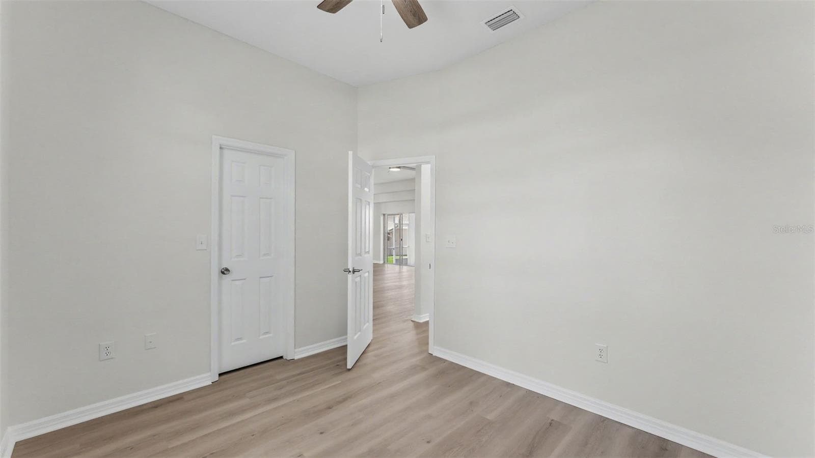 Single Family Residence at 117 HARBOR WAY, AUBURNDALE, photo 14 of 66