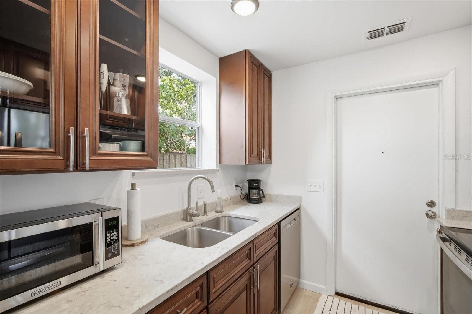 Townhouse at 104 CHESAPEAKE AVE #C6, TAMPA, photo 9 of 21
