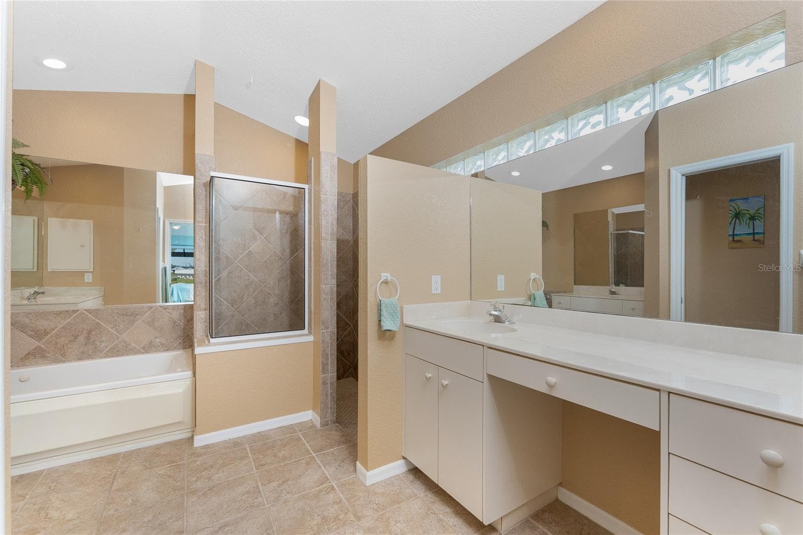 Single Family Residence at 12 SPORTSMAN TER, ROTONDA WEST, photo 25 of 68