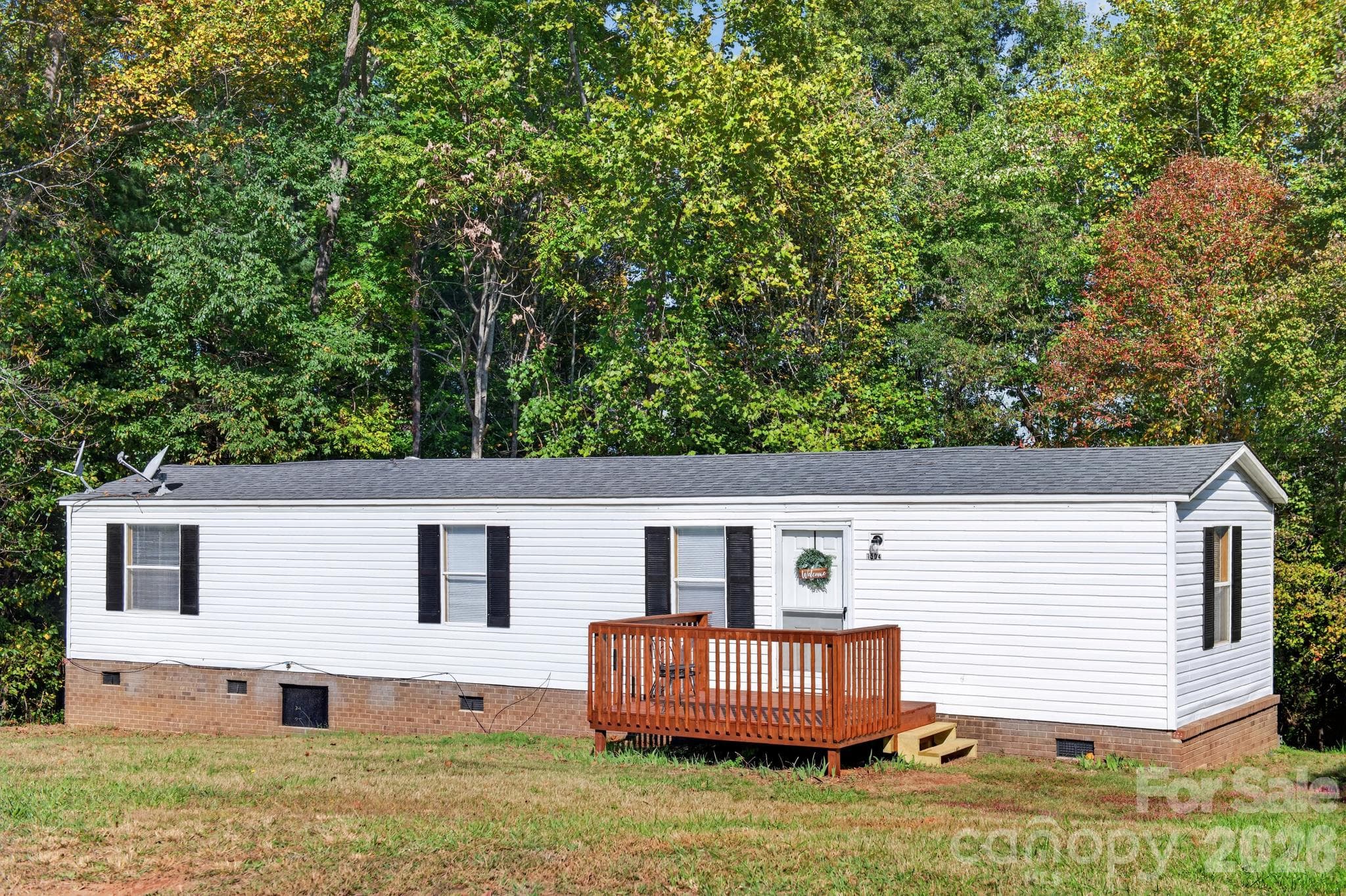 Single Family Residence at 1504 Dulatown Road, Lenoir
